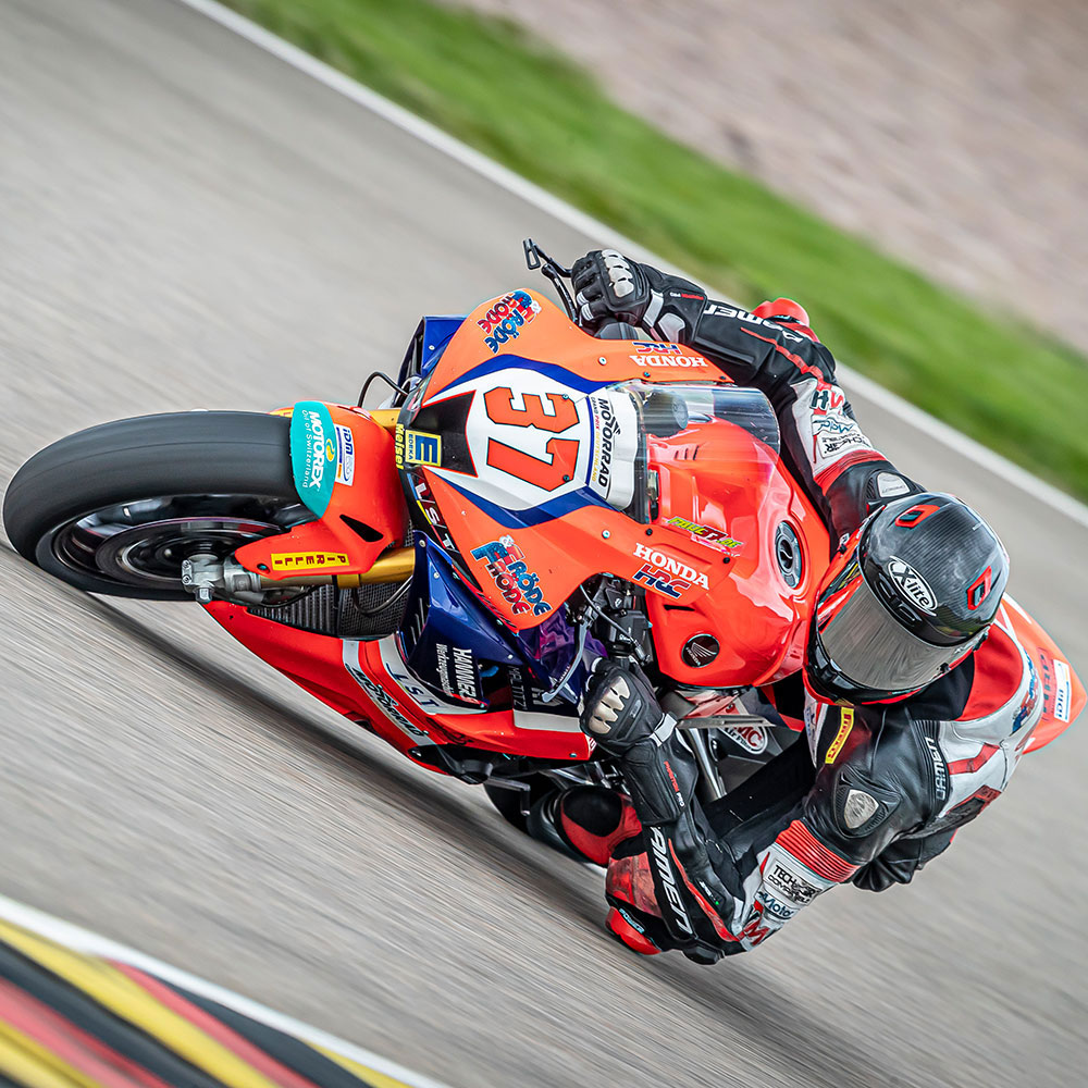 Sieg und Podestplätze für sächsische Piloten bei Heimrennen auf dem Sachsenring