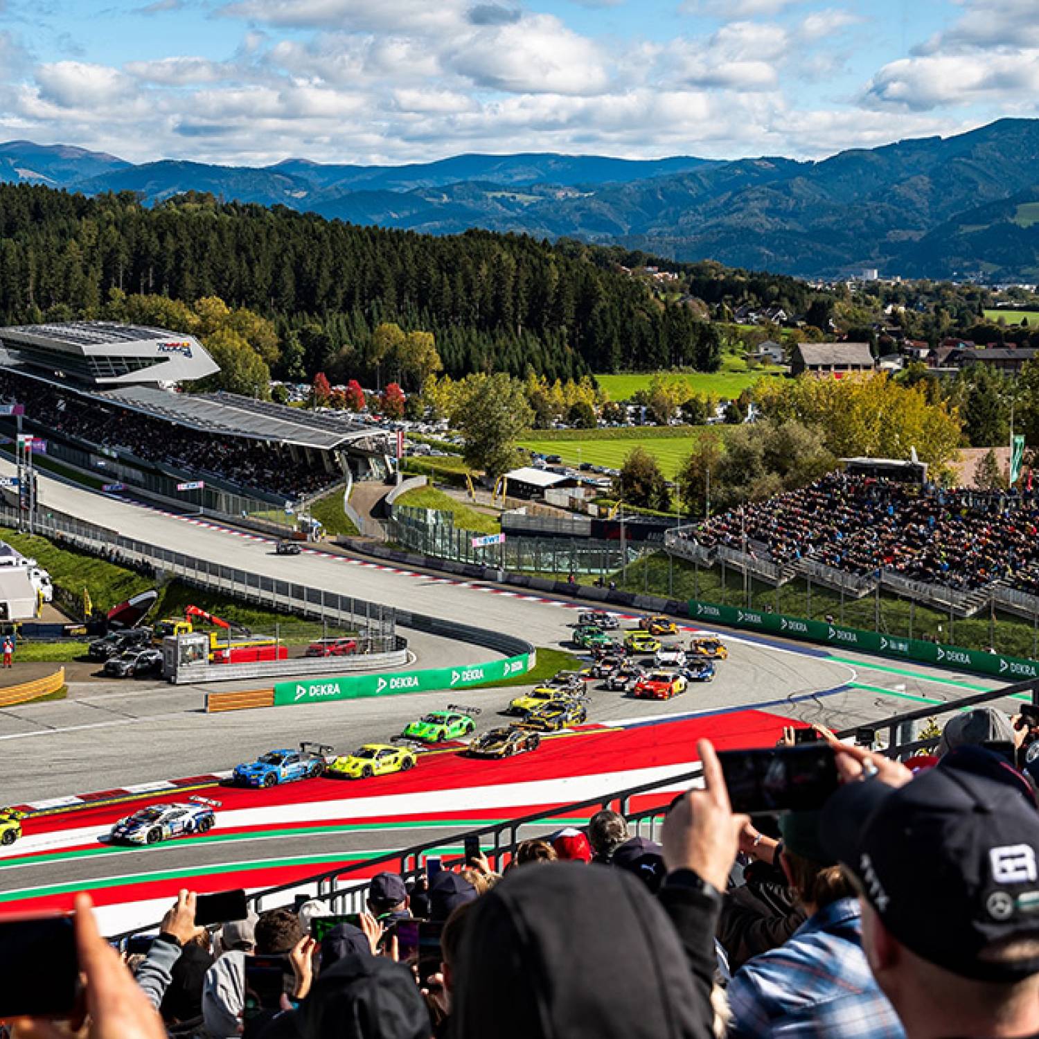 Gipfeltreffen zum DTM-Auftakt 2026: Saisonstart erstmals in Österreich