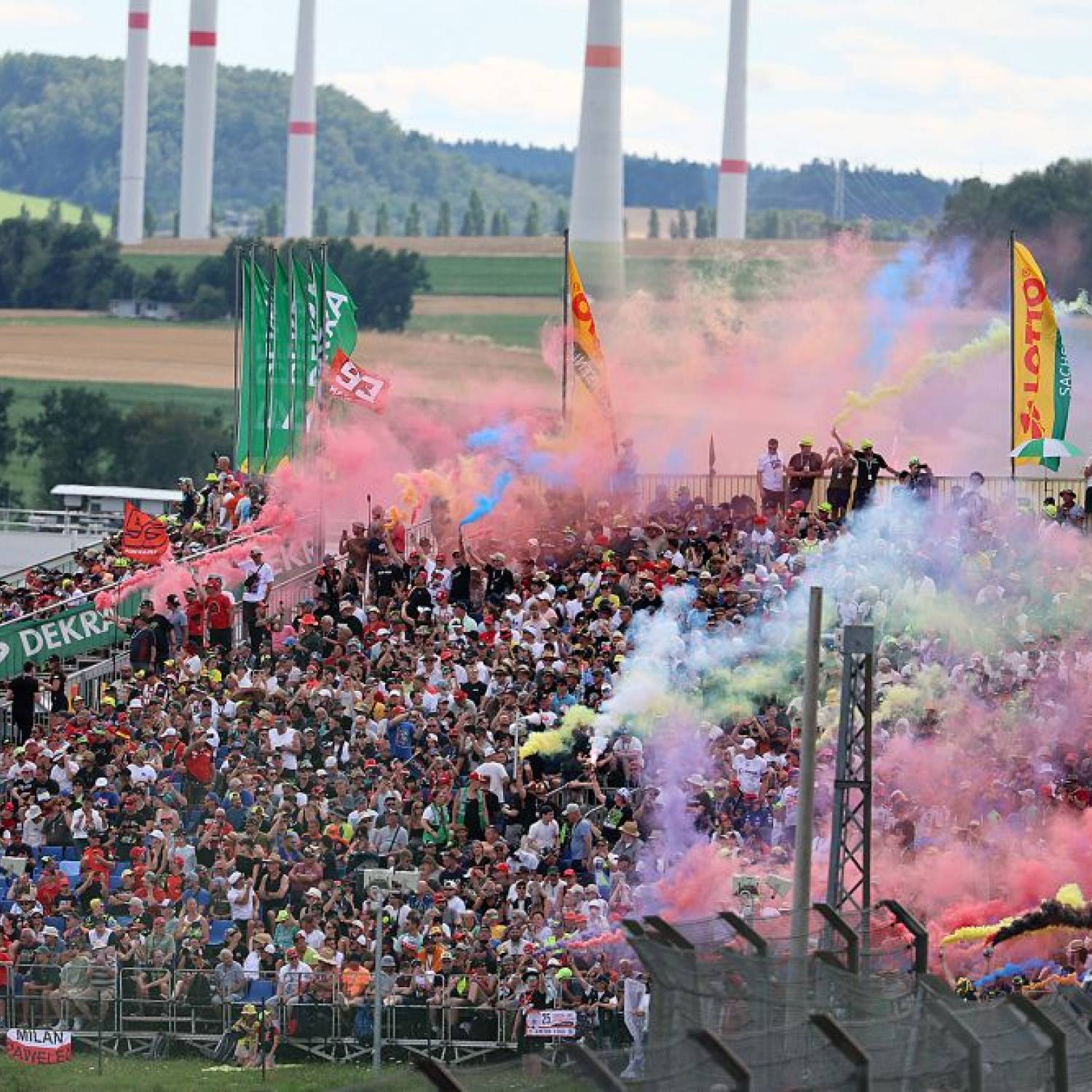Neuer Rekord: Ausverkaufter Sachsenring mit 261.813 Besuchern